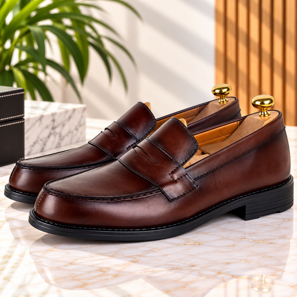 Mocassins en Cuir Marron pour Homme - Chaussures Élégantes et Classiques